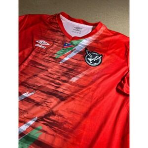 Umbro Namibia Soccer Jersey Mens 2XL Red Graphic V-Neck Football Shirt Official